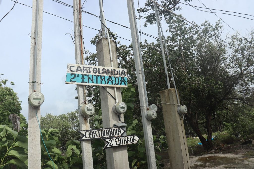 Cartolandia, entrada